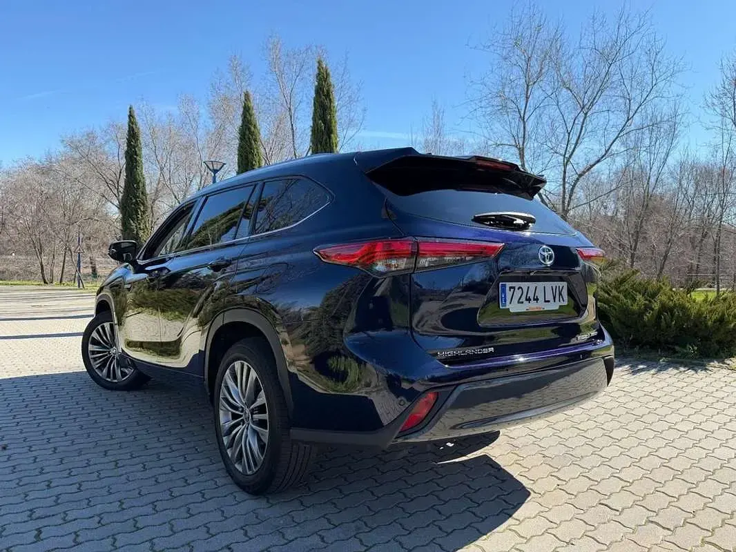 Usado Toyota Highlander Advance 246 CV (180 kW) 2022 Azul SUV