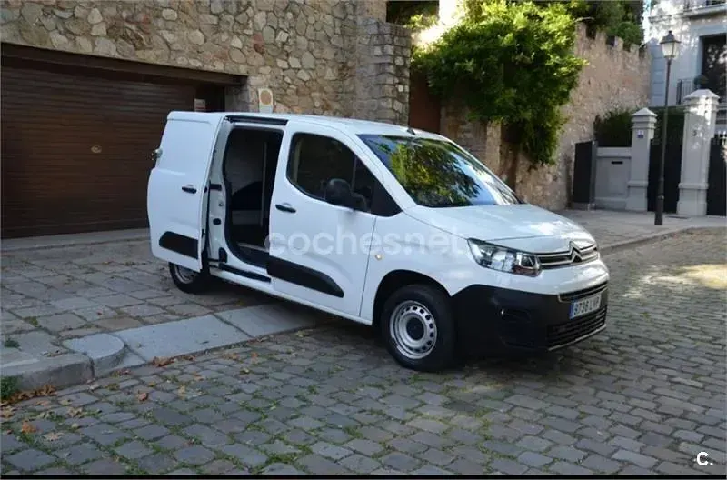 Usado Citroën e-Berlingo Feel 102 CV (75 kW) 2021 Blanco Monovolumen