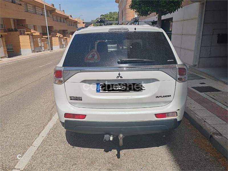 Usado Mitsubishi Outlander Motion 150 CV (110 kW) 2013 Blanco SUV