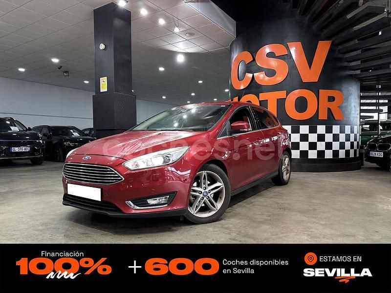 Rojo Usado 2015 Ford Focus Berlina | 6650 € (Precio justo) - Imagen 1/4