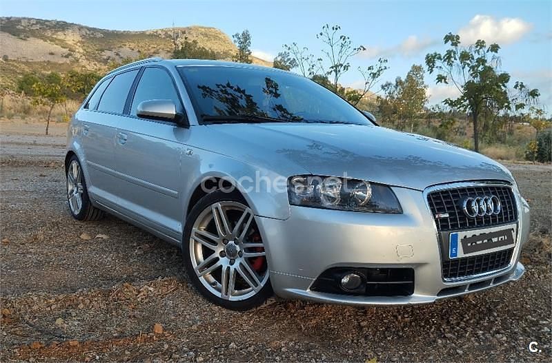 Gris / plata Usado 2008 Audi A3 Sportback Ambition Utilitario | 7500 € (Precio justo) - Imagen 1/4