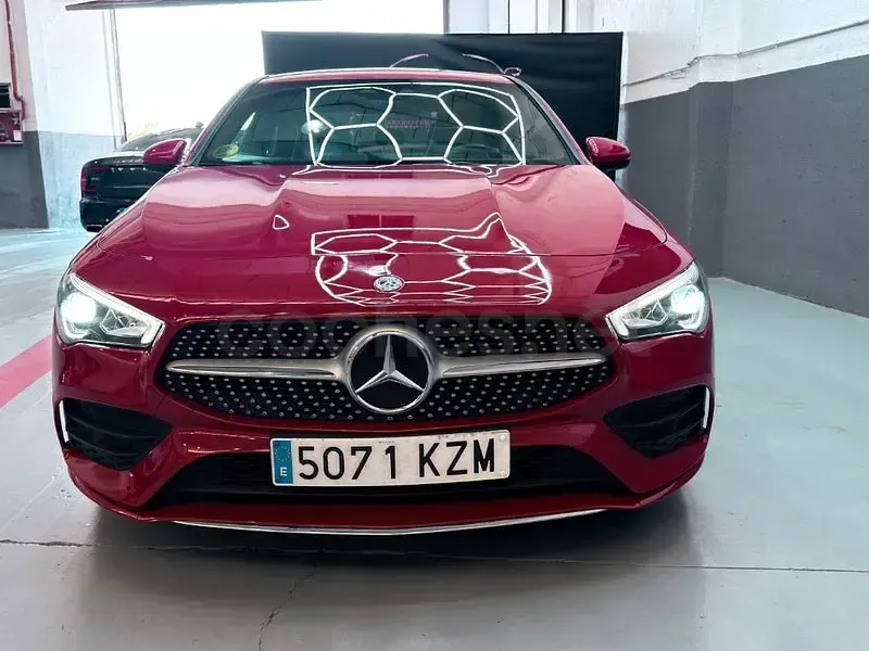 Usado Mercedes CLA250 224 CV (164 kW) 2020 Rojo Coupe