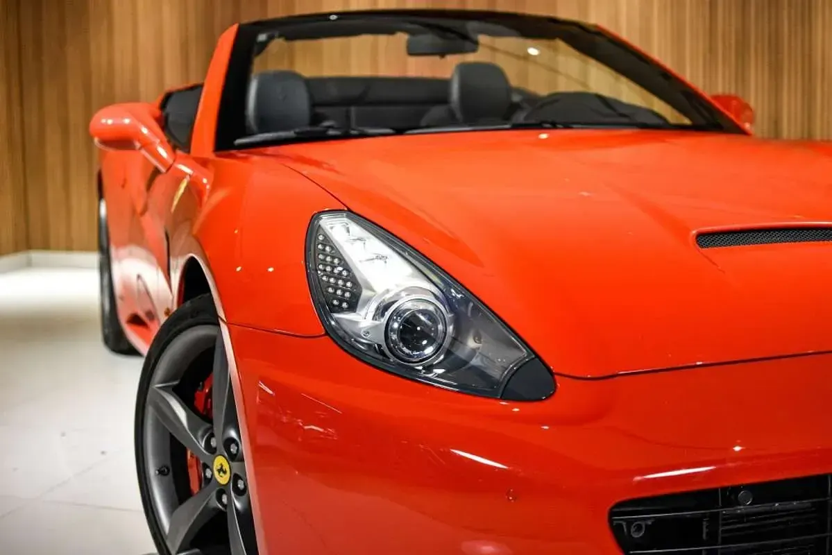Usado Ferrari California 460 CV (338 kW) 2012 Rojo Descapotable