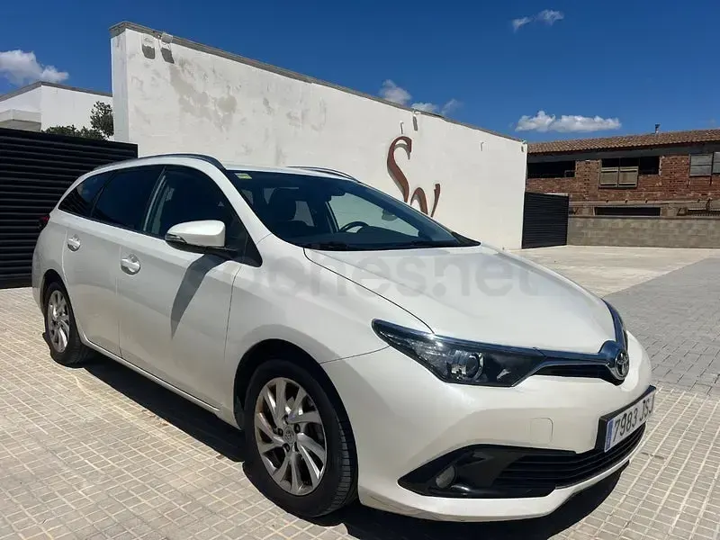 Brugt Toyota Auris Active 112 HK (82 kW) 2016 Hvid Stationcar