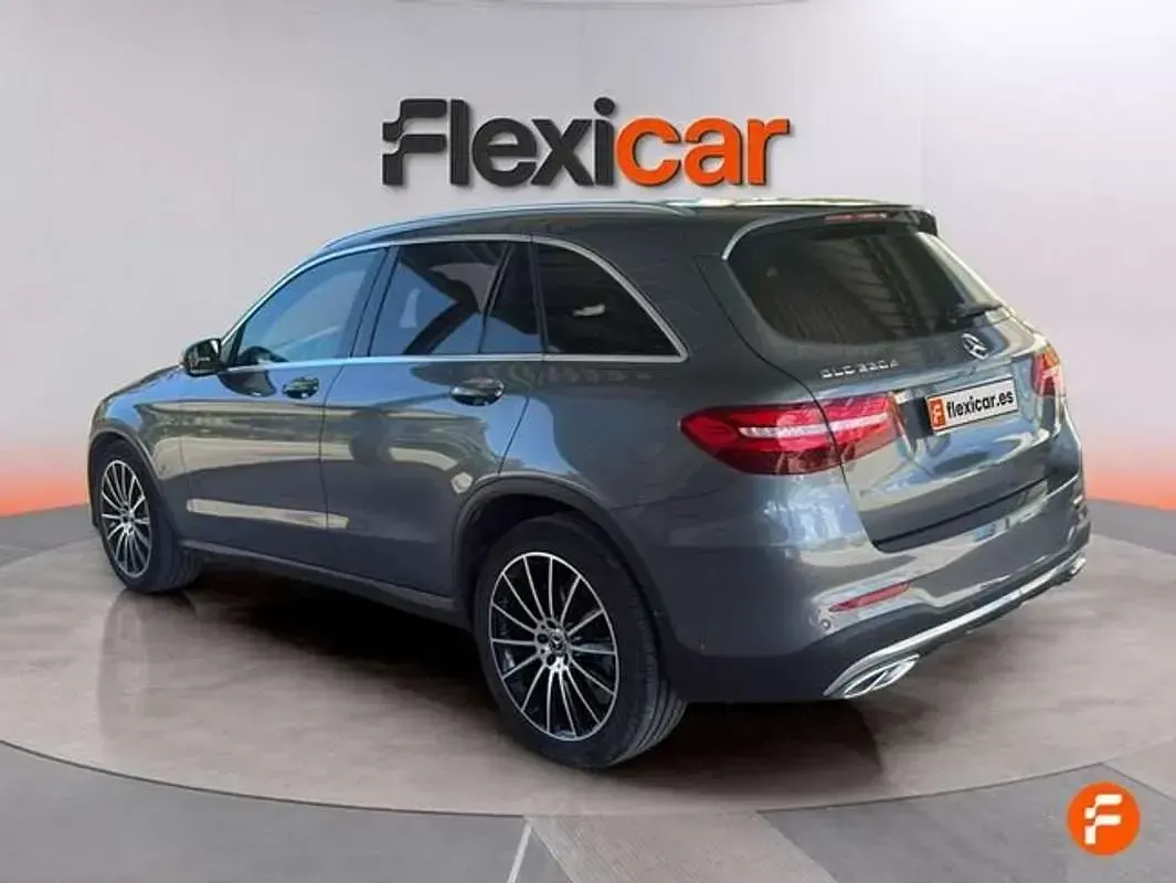 Używany Mercedes GLC220 170 KM (125 kW) 2019 Szary SUV