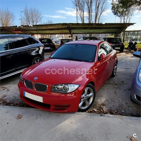 Rojo Usado 2008 BMW 125 Coupé Coupe | 17.500 € - Imagen 1/4