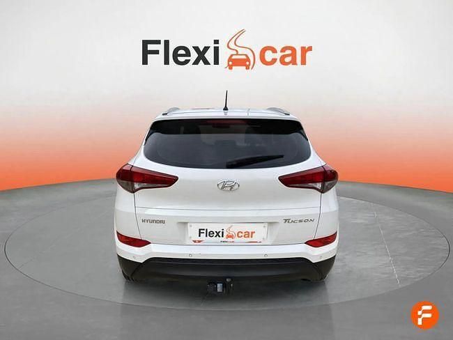 Usado Hyundai Tucson 131 CV (96 kW) 2016 Blanco SUV