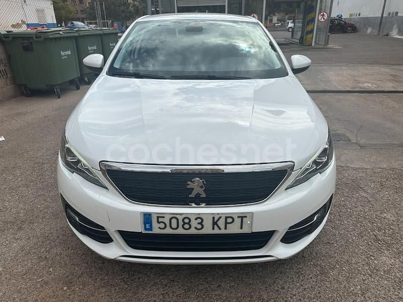 Używany Peugeot 308 SW Business-Line 100 KM (73 kW) 2018 Biały Kombi