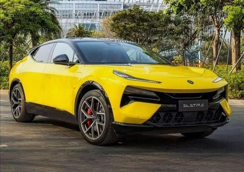 Usado Lotus Eletre 450 kW (612 CV) 2023 Amarillo SUV