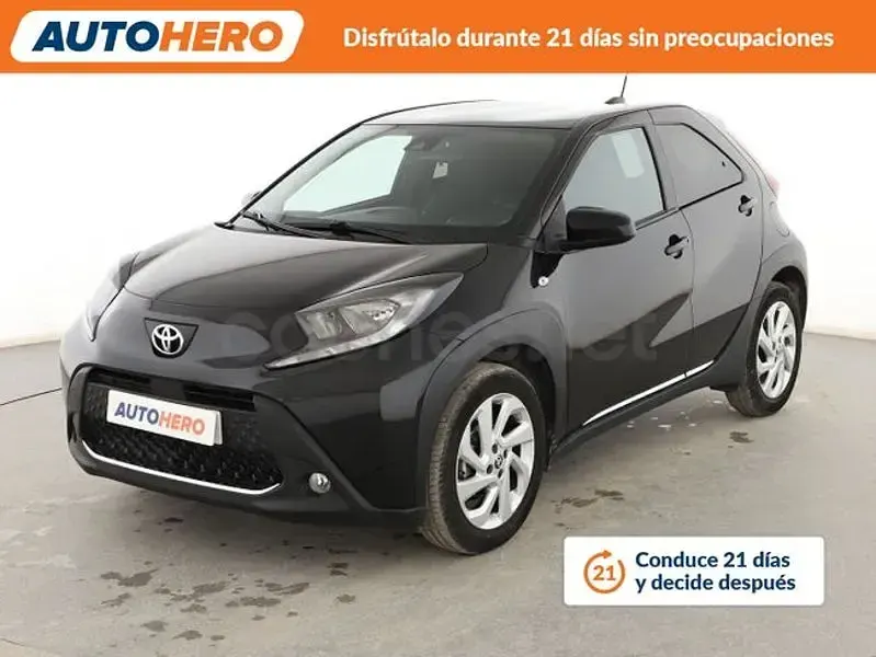 Usado Toyota Aygo X Play 72 CV (52 kW) 2024 SUV
