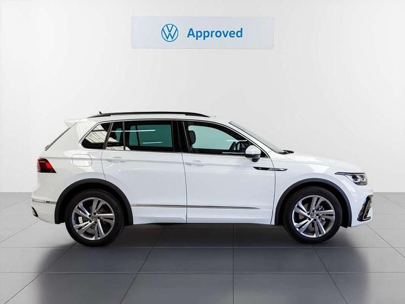 Usado VW Tiguan R-line 150 CV (110 kW) 2023 Blanco SUV