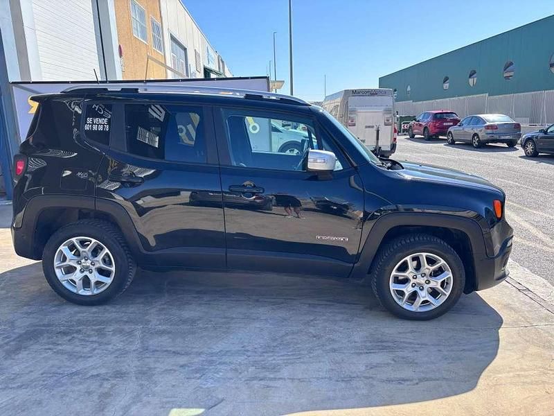 Usado Jeep Renegade Night Eagle 140 CV (102 kW) 2018 Negro SUV