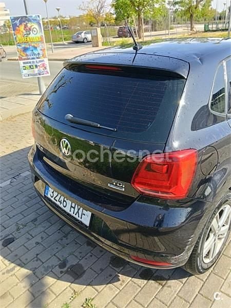 Usado VW Polo Edition 75 CV (55 kW) 2014 Negro Berlina