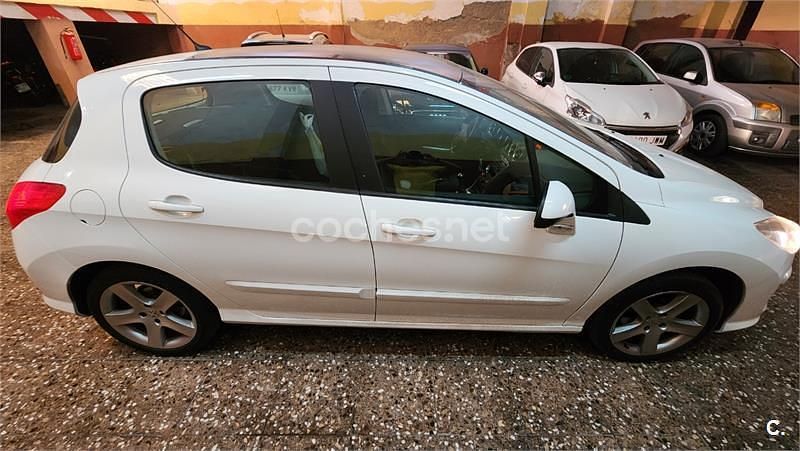Usado Peugeot 308 Premium 120 CV (88 kW) 2009 Blanco Berlina