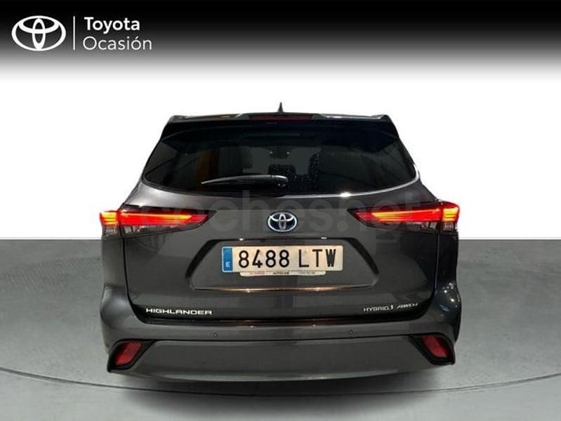 Usado Toyota Highlander Advance 253 CV (186 kW) 2021 Gris SUV