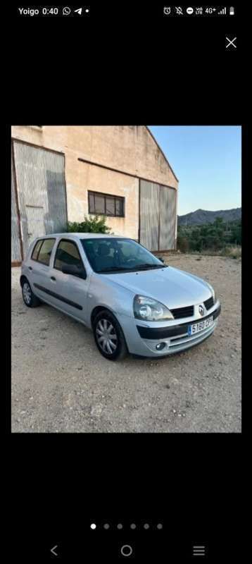 Usado 2004 Renault Clio II Expression Utilitario | 2100 € (Buen precio) - Imagen 1/4