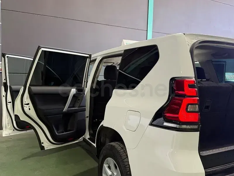 Usado Toyota Land Cruiser 204 CV (150 kW) 2021 Blanco SUV