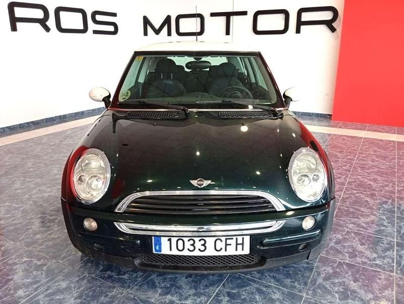 Usado Mini ONE 90 CV (66 kW) 2003 Verde Utilitario