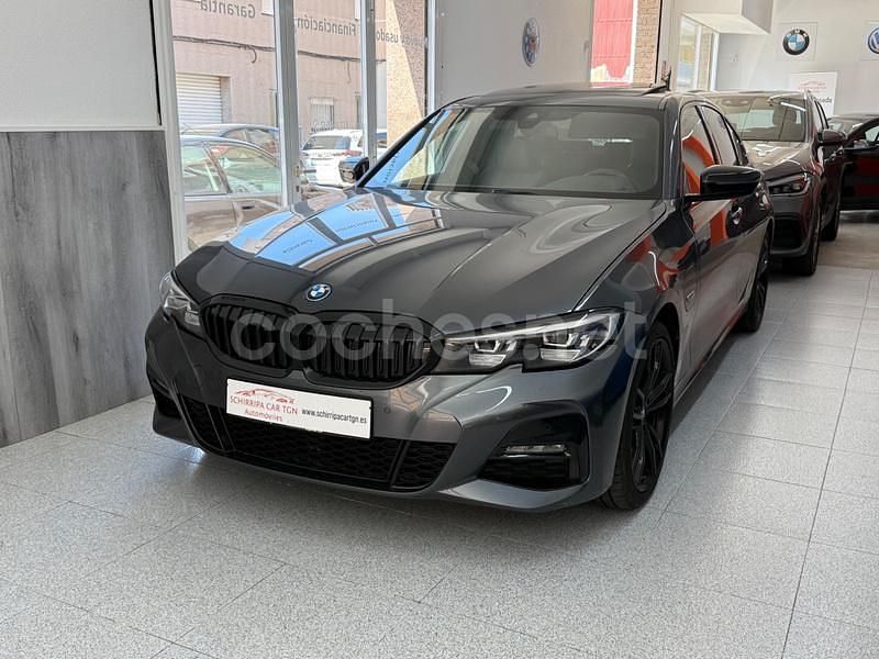 Gris / plata Usado 2022 BMW 330e Berlina | 41.900 € (Caro) - Imagen 1/4