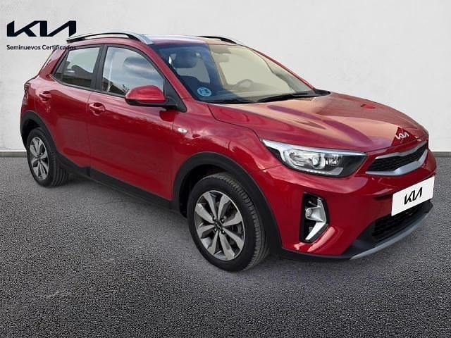 Usado Kia Stonic 84 CV (61 kW) 2022 Todoterreno SUV