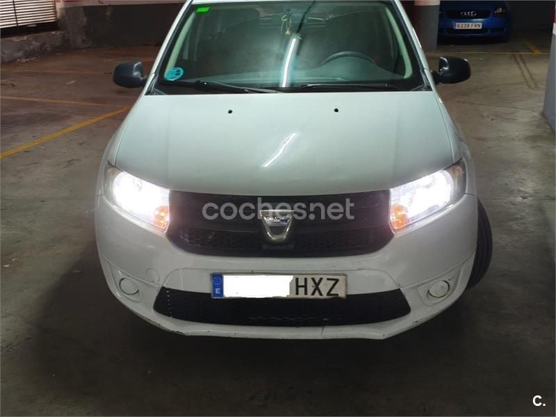 Blanco Usado 2014 Dacia Sandero Ambiance Utilitario | 5450 € (Precio justo) - Imagen 1/4