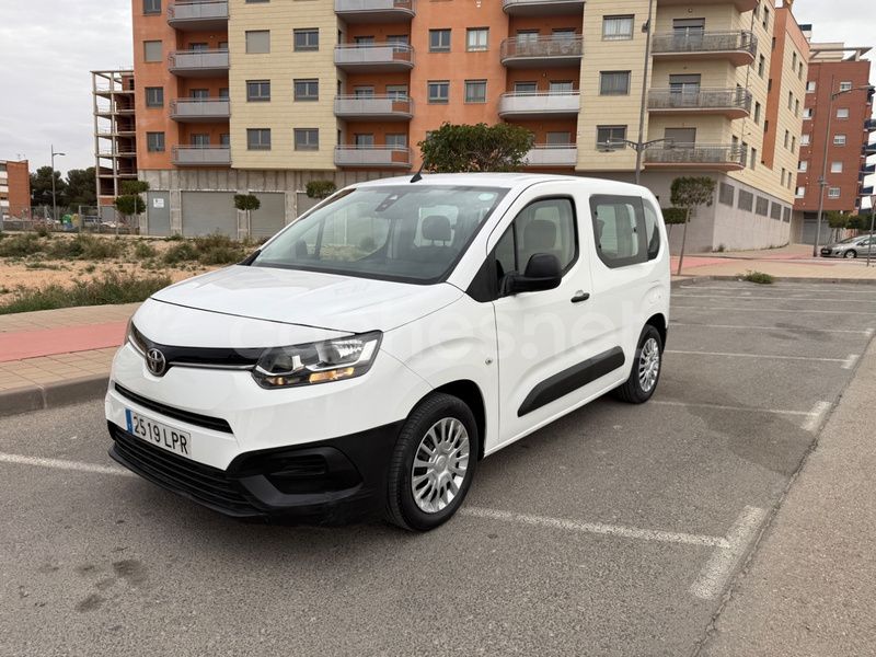 Blanco Usado 2021 Toyota Proace Verso Active Familiar | 11.500 € (Super precio) - Imagen 1/4