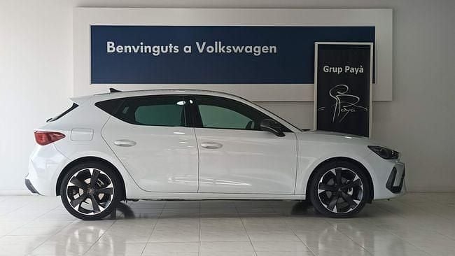 Usado Cupra Leon 149 CV (109 kW) 2024 Blanco