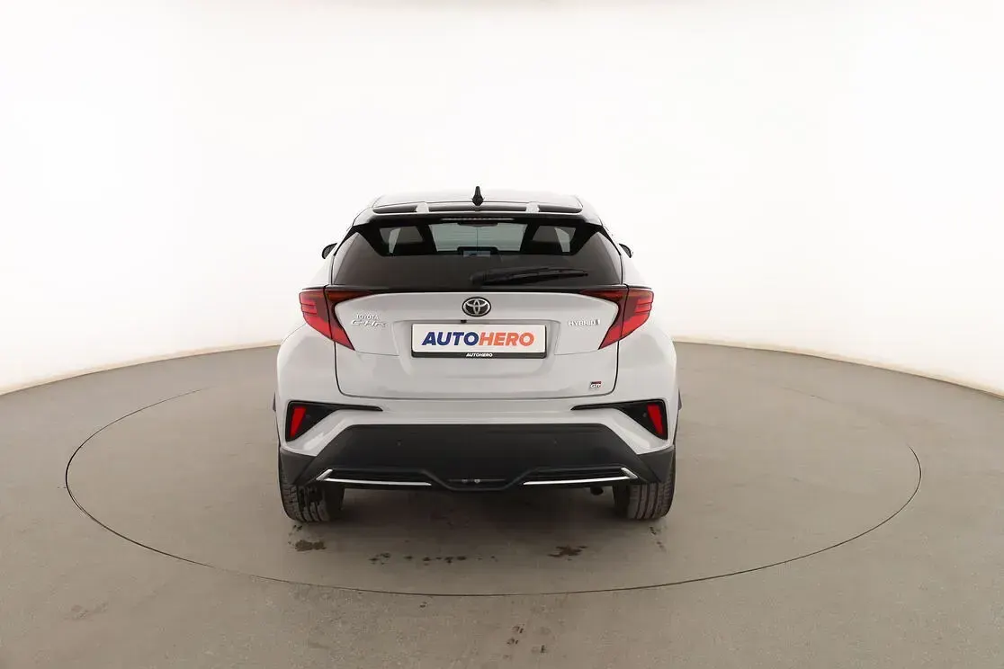 Usado Toyota C-HR Sport 184 CV (135 kW) 2022 Blanco SUV