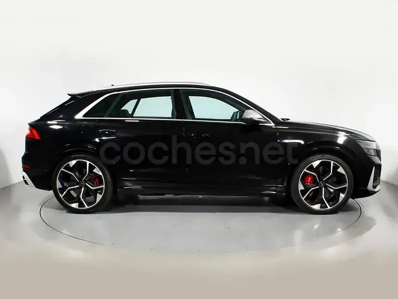 Usado Audi Q8 Advanced 600 CV (441 kW) 2021 Negro SUV