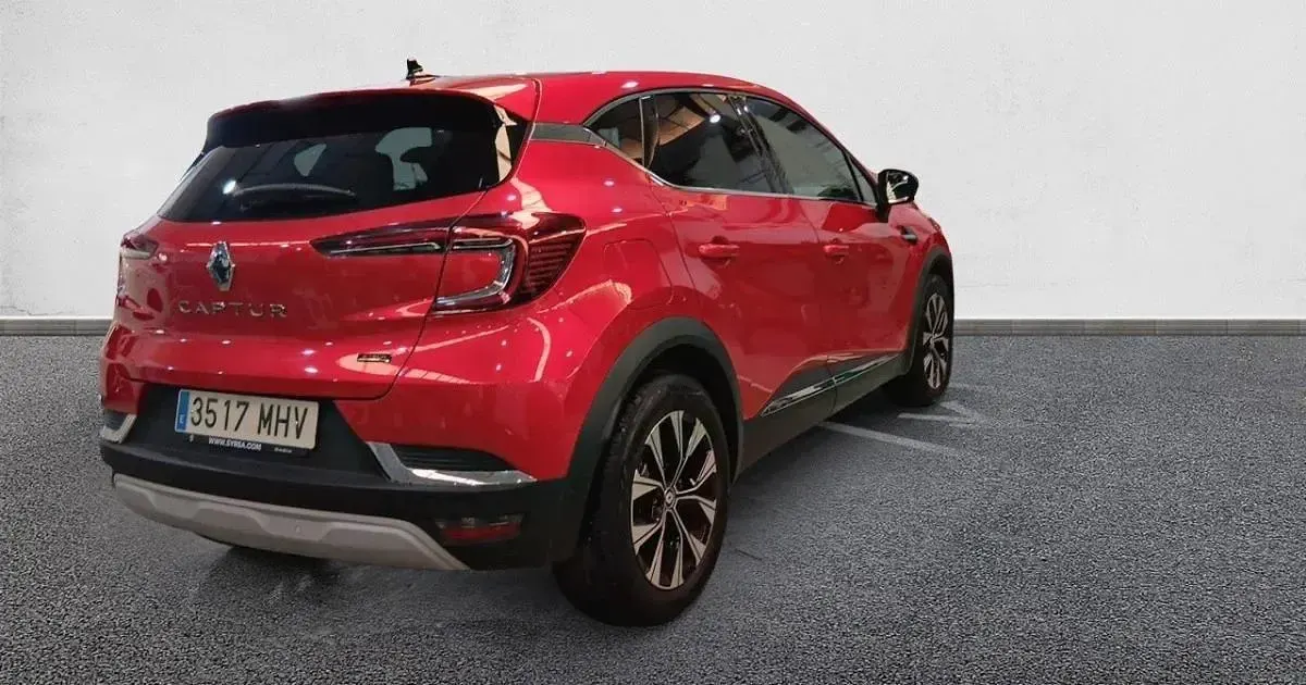 Usado Renault Captur Techno 145 CV (106 kW) 2023 SUV