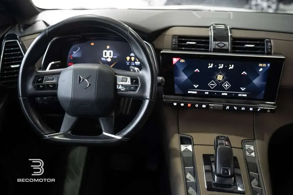 Usado DS Automobiles DS7 Crossback So Chic 129 CV (94 kW) 2020 Gris SUV