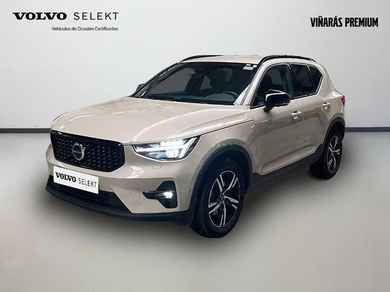 Usado Volvo XC40 Plus 163 CV (119 kW) 2025 Beige SUV