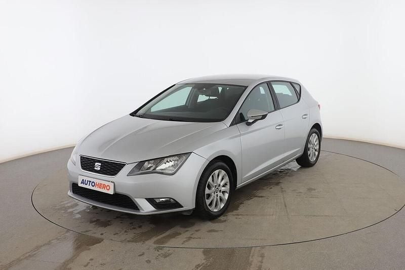 Usado Seat Leon Style 110 CV (80 kW) 2015 Plata Utilitario