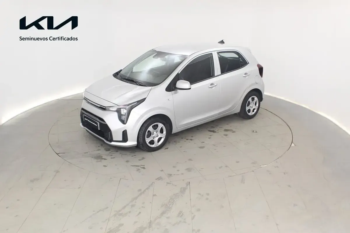 Usado Kia Picanto 63 CV (46 kW) 2025 Gris sparkling silver Utilitario