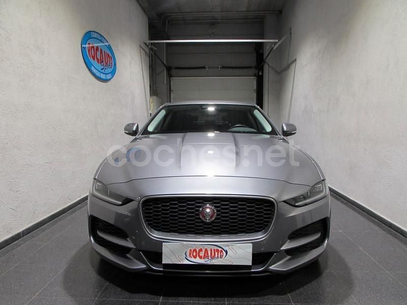 Usado Jaguar XE S 250 CV (183 kW) 2020 Gris / plata Berlina