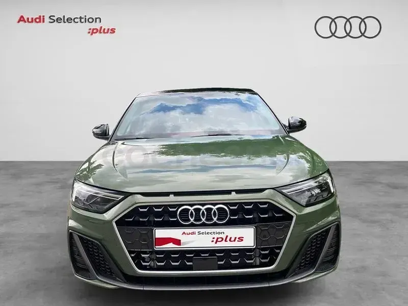 Usado Audi A1 Sportback 116 CV (85 kW) 2026 Verde Utilitario