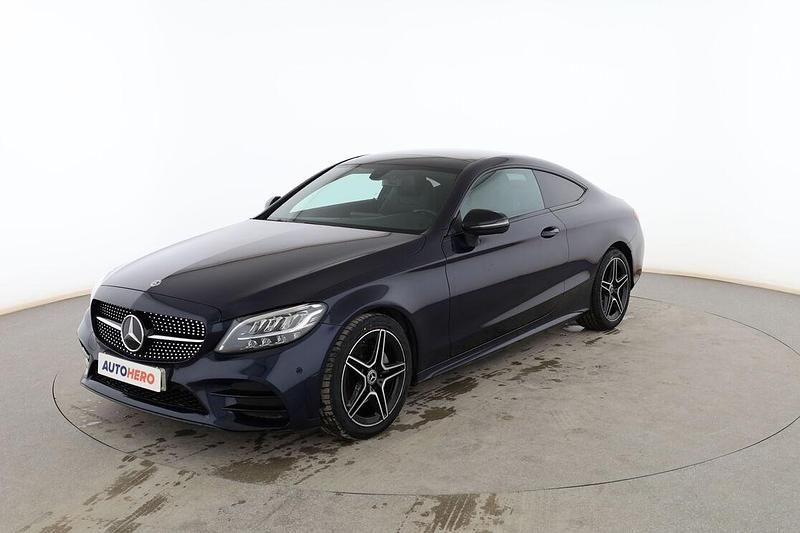 Usado Mercedes C220 AMG line 194 CV (142 kW) 2020 Azul Coupe