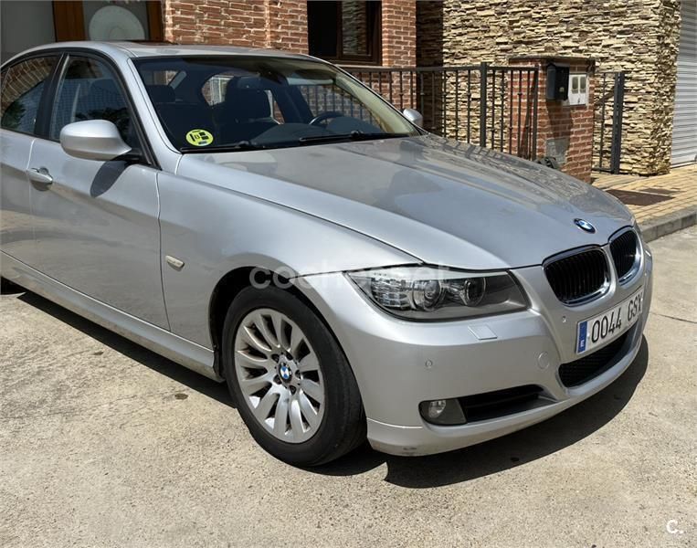 Gris / plata Usado 2010 BMW 320 Berlina | 10.000 € (Precio justo) - Imagen 1/4