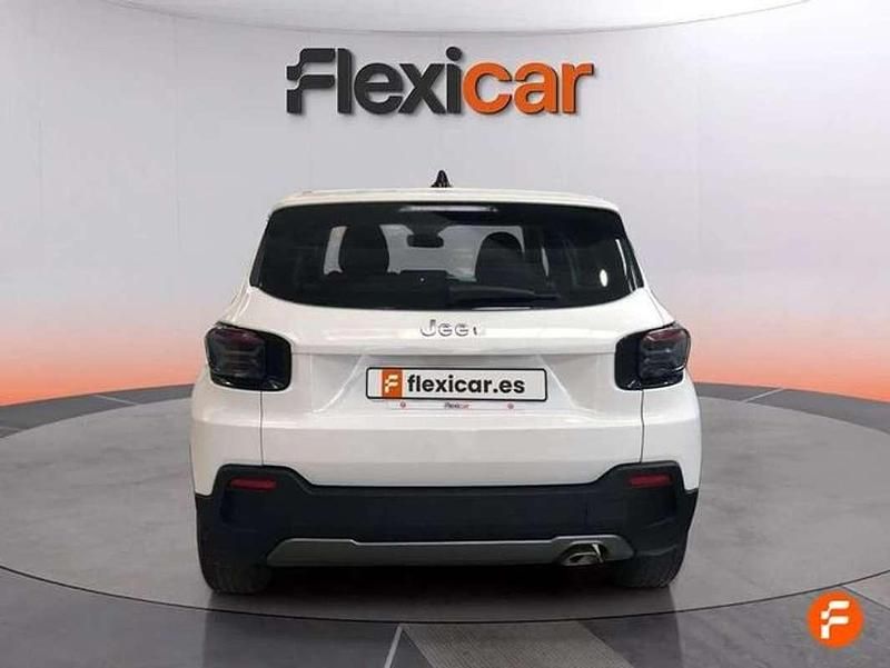 Usado Jeep Avenger Longitude 101 CV (74 kW) 2023 Blanco SUV