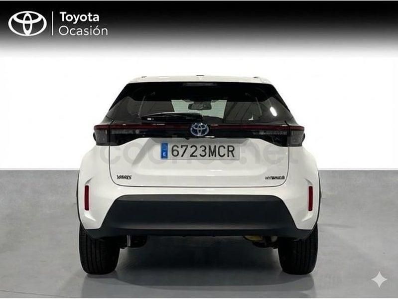 Usado Toyota Yaris Cross Active 116 CV (85 kW) 2022 Blanco SUV