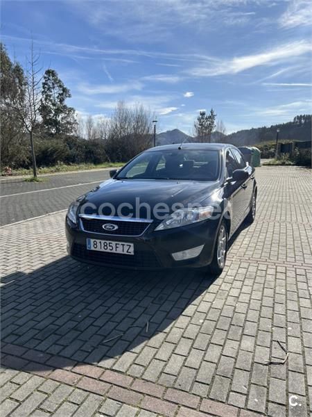 Negro Usado 2007 Ford Mondeo Ghia Berlina | 9490 € - Imagen 1/4
