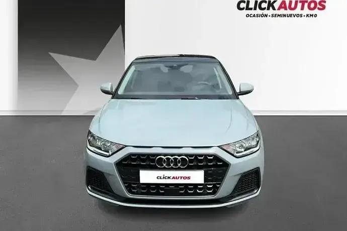 Usado Audi A1 Advanced 116 CV (85 kW) 2025 Gris SUV