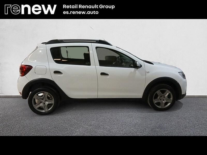 Usado Dacia Sandero Stepway Ambiance 90 CV (66 kW) 2018 Blanco Berlina