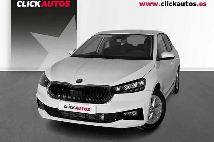 Usado Skoda Fabia Selection 115 CV (84 kW) 2025 Blanco Utilitario
