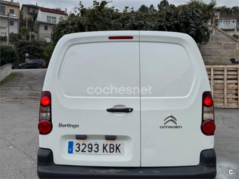 Usado Citroën Berlingo Live 75 CV (55 kW) 2018 Blanco Monovolumen