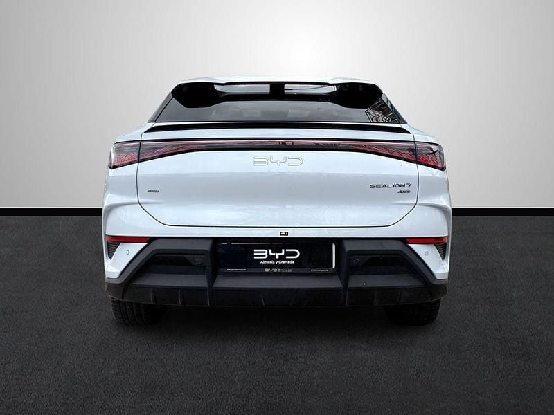 Usado BYD Sealion 7 389 kW (530 CV) 2026 Blanco SUV