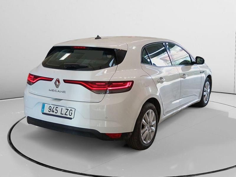 Usado Renault Mégane IV Intens 116 CV (85 kW) 2022 Blanco Berlina