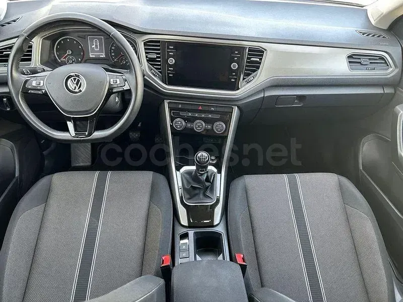 Usado VW T-Roc Advance 110 CV (80 kW) 2022 Azul SUV
