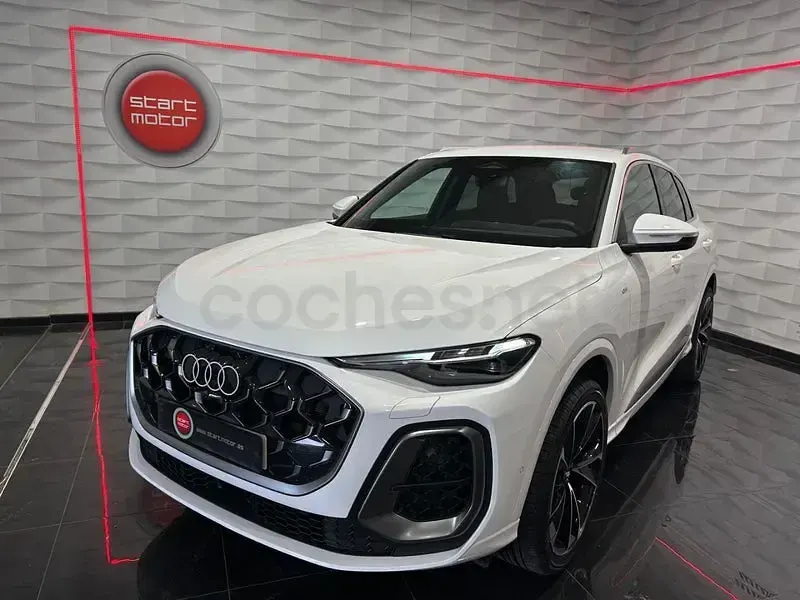 Usado Audi Q5 Advanced 204 CV (150 kW) 2025 Blanco SUV