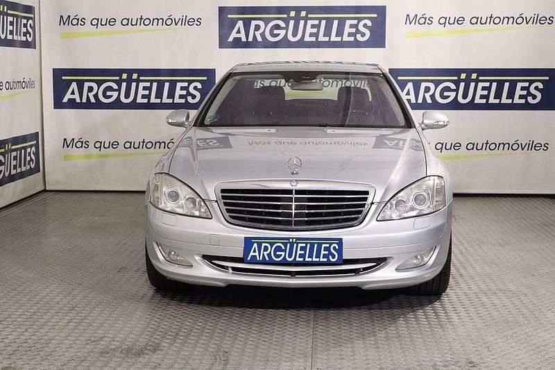 Usado Mercedes S500 388 CV (285 kW) 2006 Gris Berlina